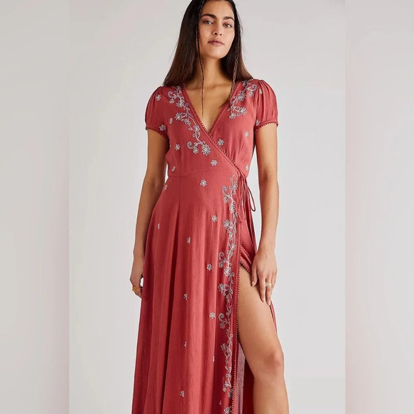 Free People Dresses & Skirts - FREE PEOPLE Maxi Dress NWT